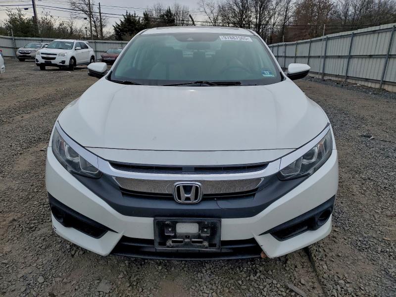 Photo 5 from auction – 2016 HONDA CIVIC EX with VIN 19XFC2F89GE241261