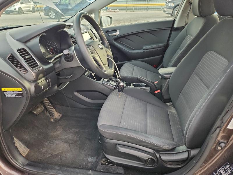 Photo 7 from auction – 2018 KIA FORTE LX with VIN 3KPFL4A7XJE214846