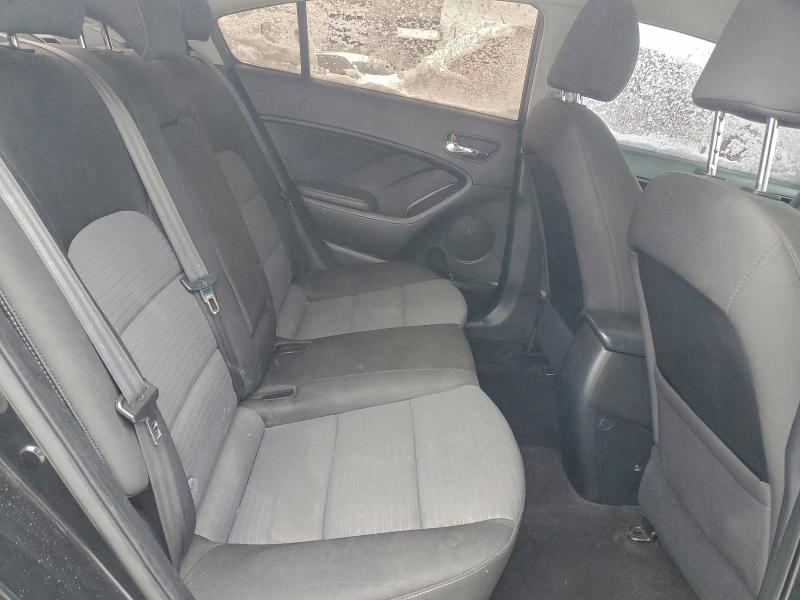 Photo 10 from auction – 2016 KIA FORTE LX with VIN KNAFX4A62G5457337