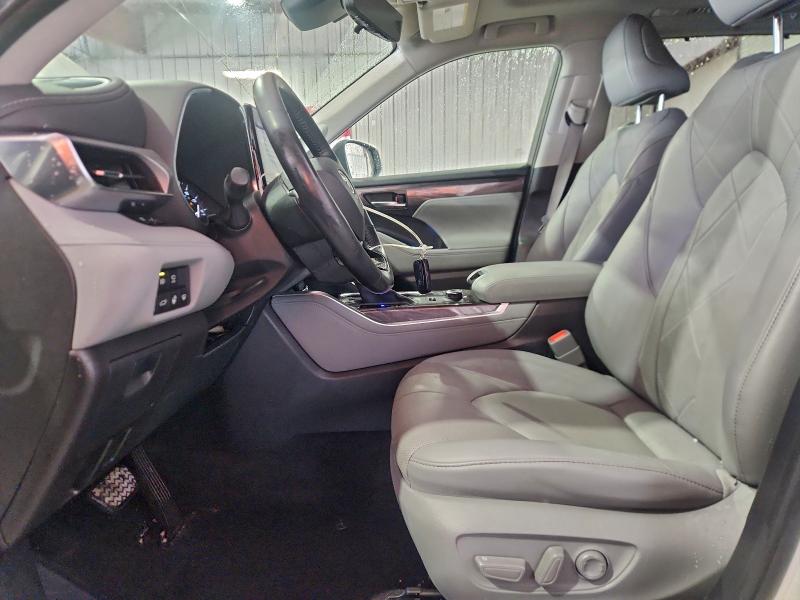 Photo 7 from auction – 2021 TOYOTA HIGHLANDER with VIN 5TDFZRBH5MS111783