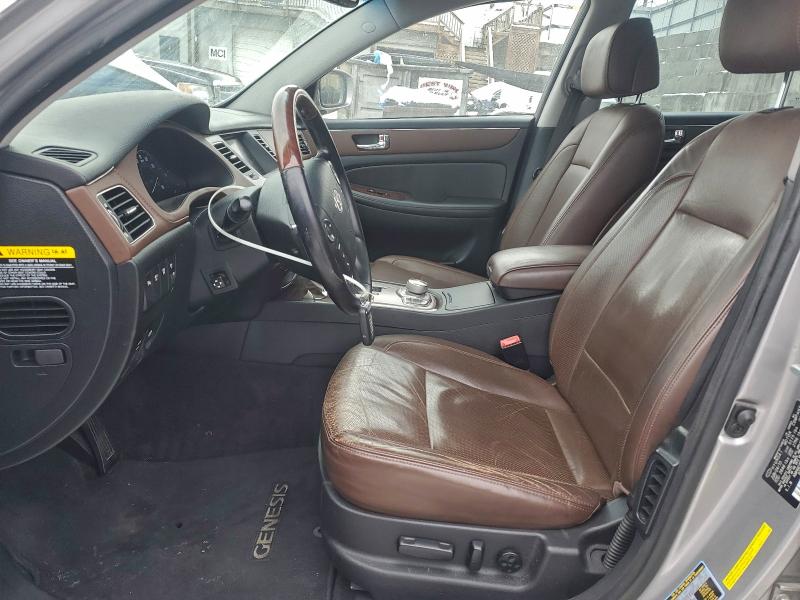 Photo 7 from auction – 2011 HYUNDAI GENESIS with VIN KMHGC4DF5BU114546