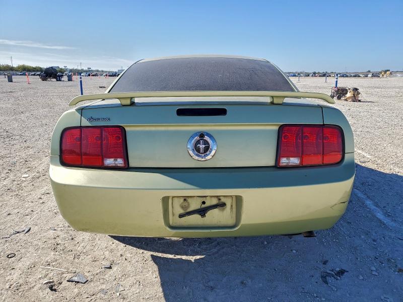 Photo 6 from auction – 2005 FORD MUSTANG with VIN 1ZVFT80N555124347