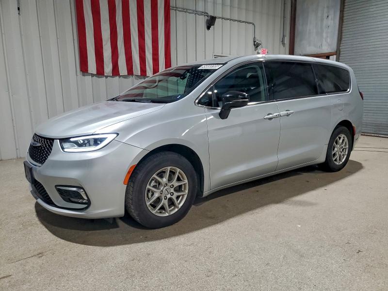 CHRYSLER PACIFICA T 2024 with VIN 2C4RC1BGXRR162199 - Photo from auction