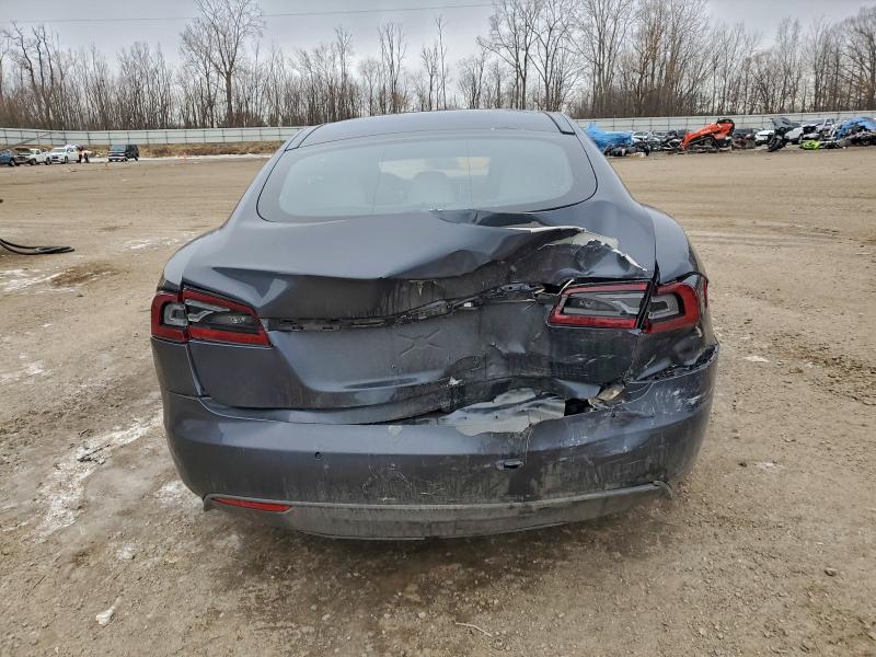 Photo 6 from auction – 2015 TESLA MODEL S with VIN 5YJSA1E27FF112942