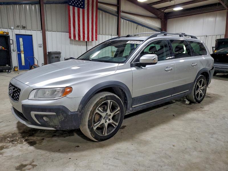 VOLVO XC70 T6 PR 2015 with VIN YV4902NK8F1211685 - Photo from auction