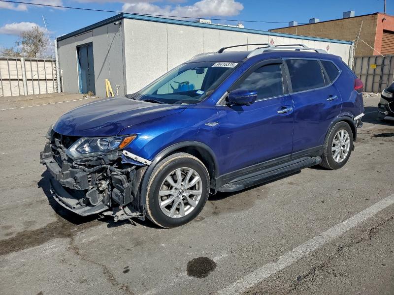 NISSAN ROGUE S 2017 with VIN 5N1AT2MT1HC880367 - Photo from auction