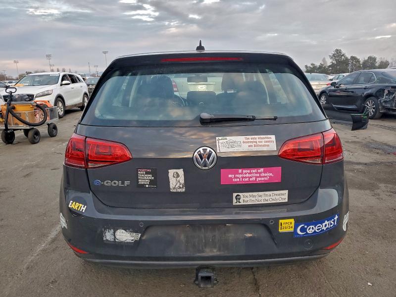 Photo 6 from auction – 2015 VOLKSWAGEN E-GOLF SEL with VIN WVWPP7AU5FW908910