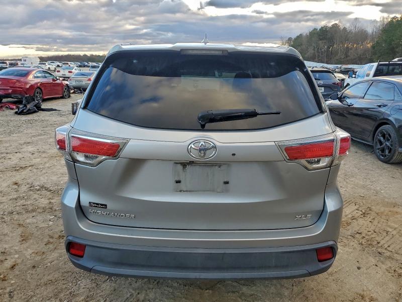 Photo 6 from auction – 2015 TOYOTA HIGHLANDER with VIN 5TDKKRFH7FS087471