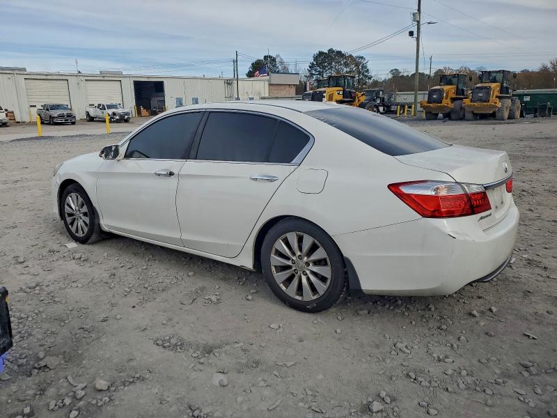 Photo 2 from auction – 2013 HONDA ACCORD EXL with VIN 1HGCR2F86DA038863