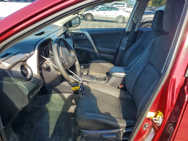 Photo 7 from auction – 2018 TOYOTA RAV4 LE with VIN 2T3ZFREV7JW429325