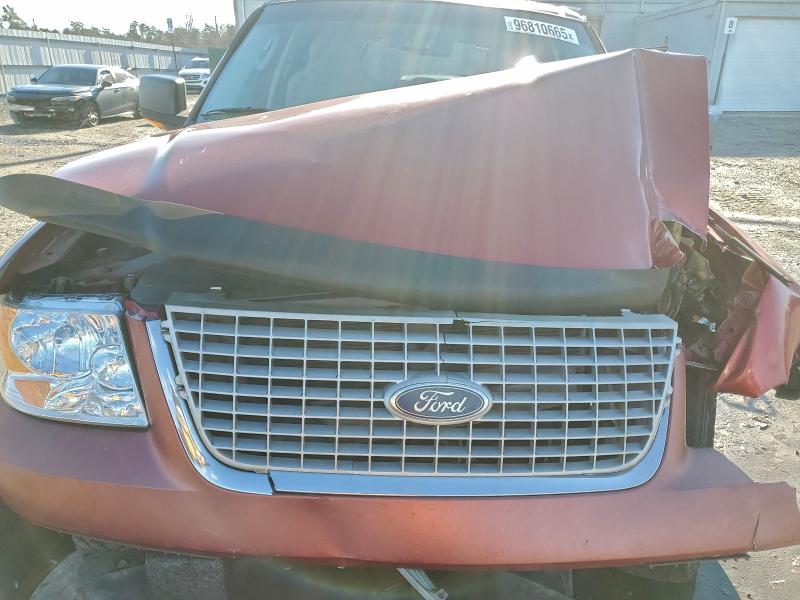 Photo 12 from auction – 2005 FORD EXPEDITION with VIN 1FMFU18525LA67611