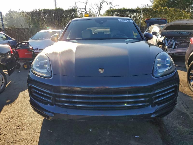 Photo 5 from auction – 2019 PORSCHE CAYENNE with VIN WP1AA2AY8KDA17575