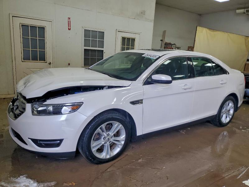 FORD TAURUS SEL 2015 with VIN 1FAHP2H84FG193795 - Photo from auction