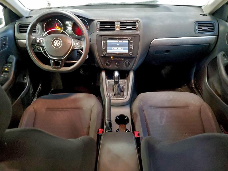 Photo 8 from auction – 2015 VOLKSWAGEN JETTA BASE with VIN 3VW2K7AJ1FM336763