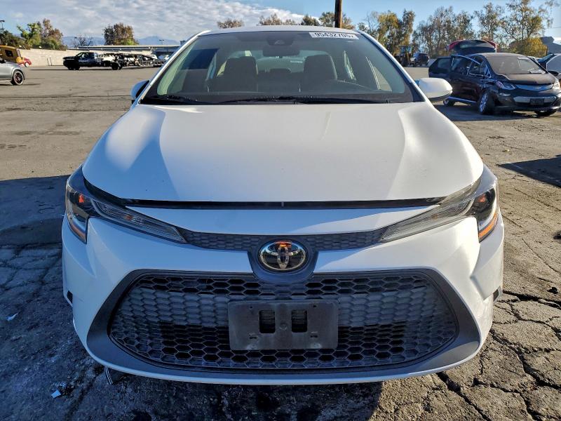 Photo 5 from auction – 2022 TOYOTA COROLLA LE with VIN 5YFEPMAE2NP311509