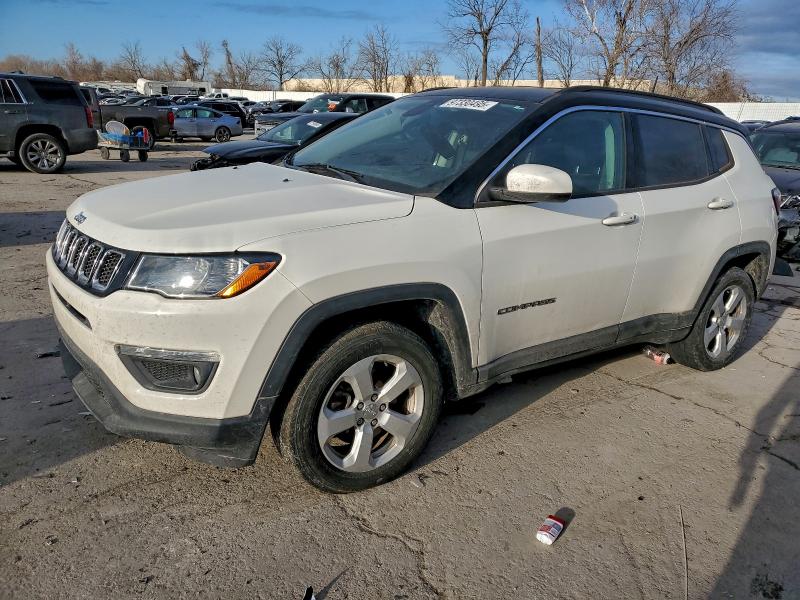 JEEP COMPASS LA 2018 с VIN 3C4NJDBB1JT349715 - Фото с аукциона