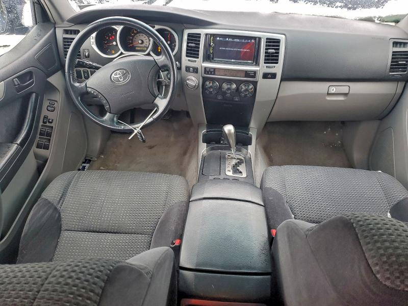 Photo 8 from auction – 2005 TOYOTA 4RUNNER SR with VIN JTEBU14R058049599
