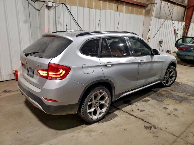 Photo 3 from auction – 2013 BMW X1 XDRIVE3 with VIN WBAVM5C55DVL63625