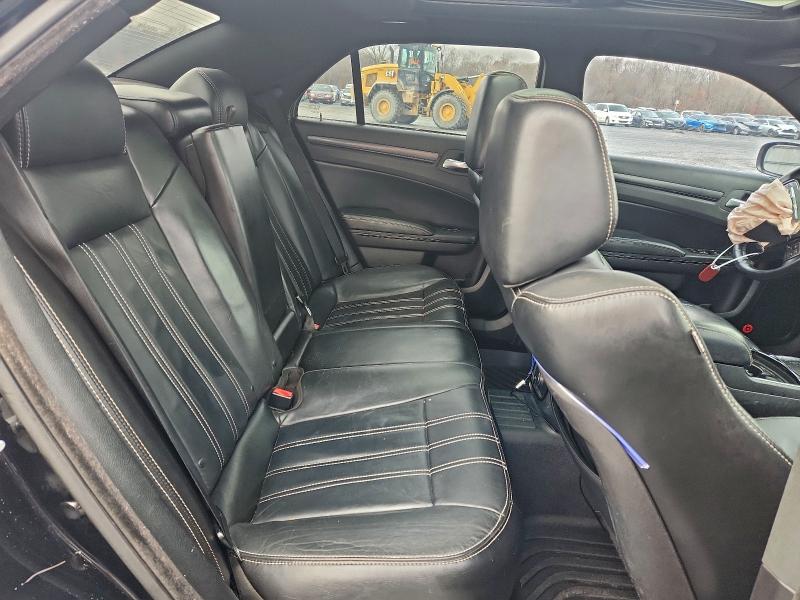 Photo 10 from auction – 2014 CHRYSLER 300 S with VIN 2C3CCABG1EH305891