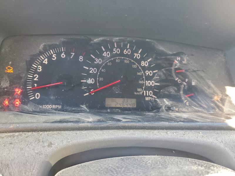 Photo 9 from auction – 2005 TOYOTA COROLLA with VIN 1NXBR32E65Z498189