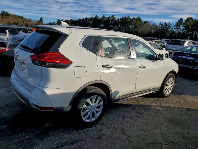 Photo 3 from auction – 2017 NISSAN ROGUE S with VIN KNMAT2MT3HP564286