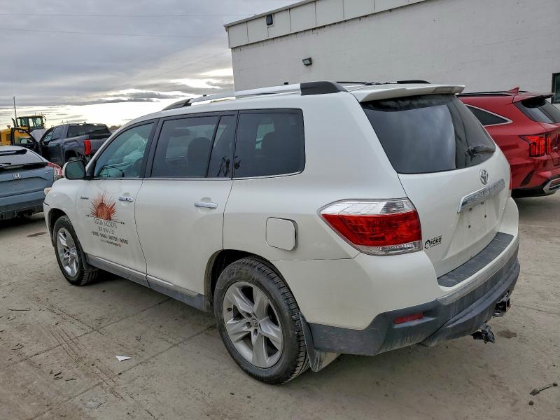 Photo 2 from auction – 2012 TOYOTA HIGHLANDER with VIN 5TDDK3EH9CS096904