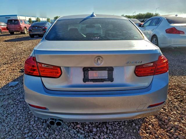 Zdjęcie 6 z aukcji – 2013 BMW 328 I SULE z VIN WBA3C1C52DF439461