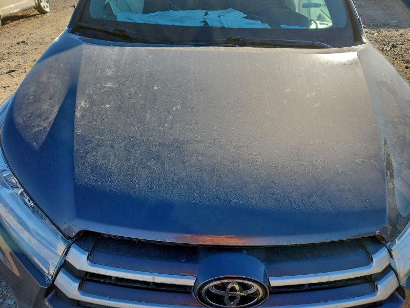 Photo 11 from auction – 2019 TOYOTA HIGHLANDER with VIN 5TDJZRFH2KS931997