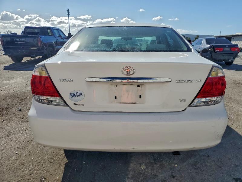 Photo 6 from auction – 2005 TOYOTA CAMRY LE with VIN 4T1BF30K35U093375