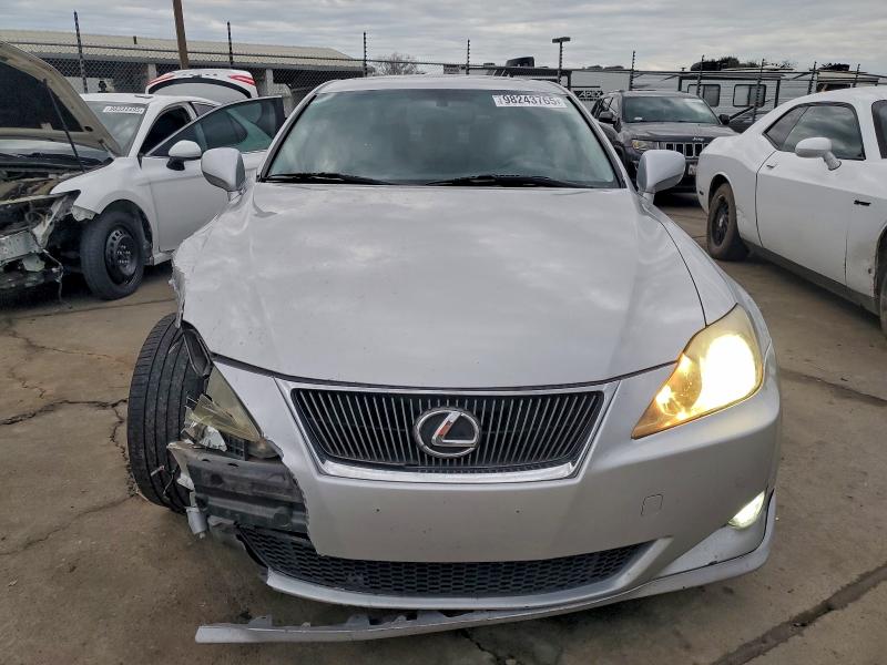 Photo 5 from auction – 2007 LEXUS IS 250 with VIN JTHBK262372035152