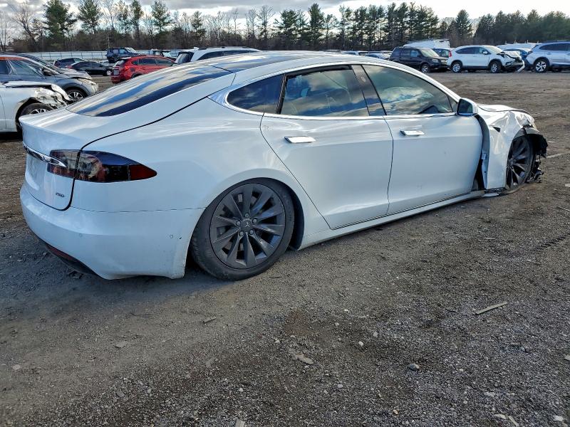 Photo 3 from auction – 2018 TESLA MODEL S with VIN 5YJSA1E25JF287845
