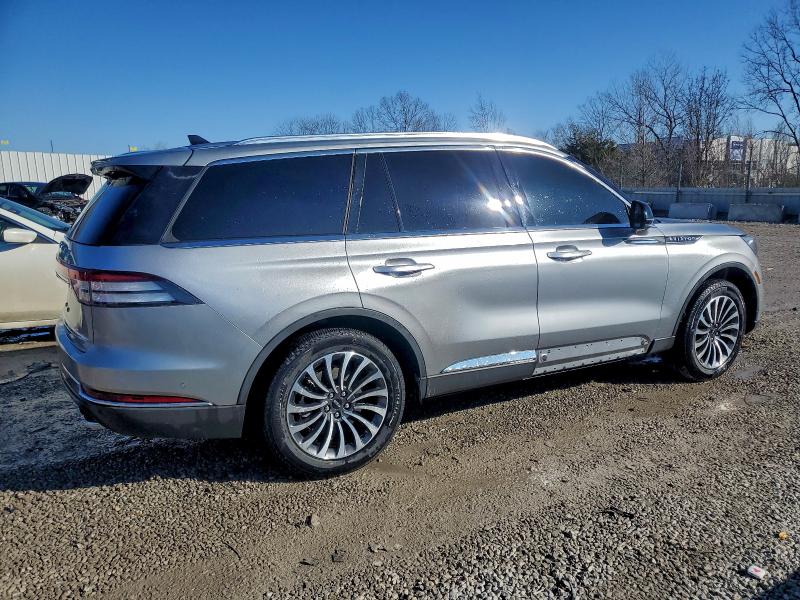 Photo 3 from auction – 2024 LINCOLN AVIATOR with VIN 5LM5J7XC2RGL06738