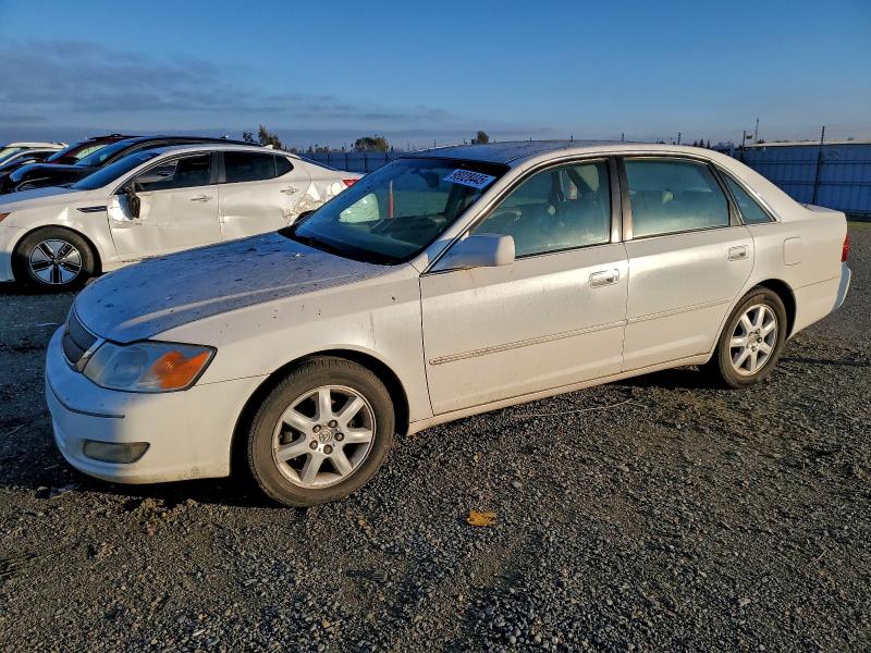 TOYOTA AVALON XL 2002 with VIN 4T1BF28BX2U205065 - Photo from auction