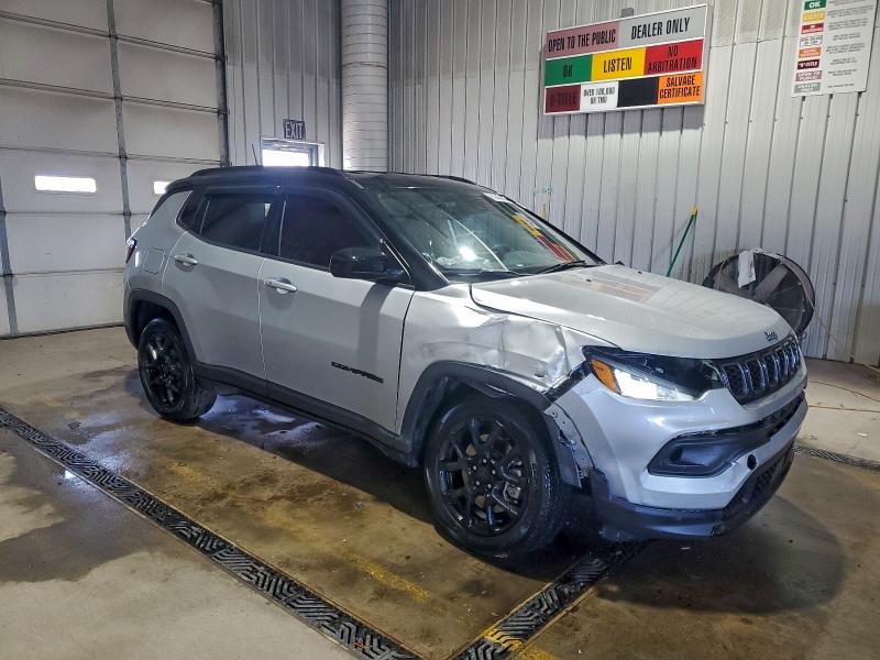 Photo 4 from auction – 2024 JEEP COMPASS LA with VIN 3C4NJDBN2RT107263