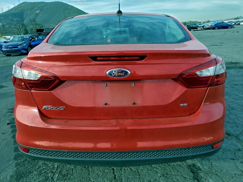 Photo 6 from auction – 2014 FORD FOCUS SE with VIN 1FADP3F2XEL186391