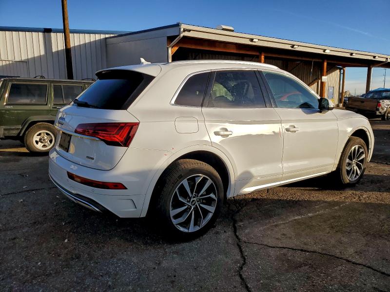Photo 3 from auction – 2021 AUDI Q5 PREMIUM with VIN WA1BAAFY9M2024911