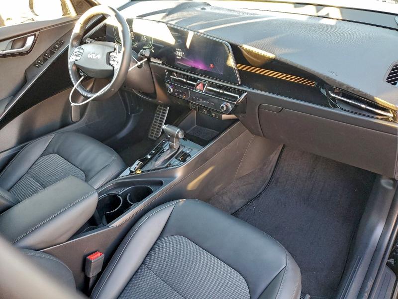 Photo 8 from auction – 2024 KIA NIRO EX with VIN KNDCR3LE4R5153041