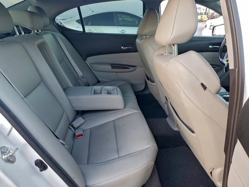 Photo 10 from auction – 2015 ACURA TLX with VIN 19UUB2F31FA022005