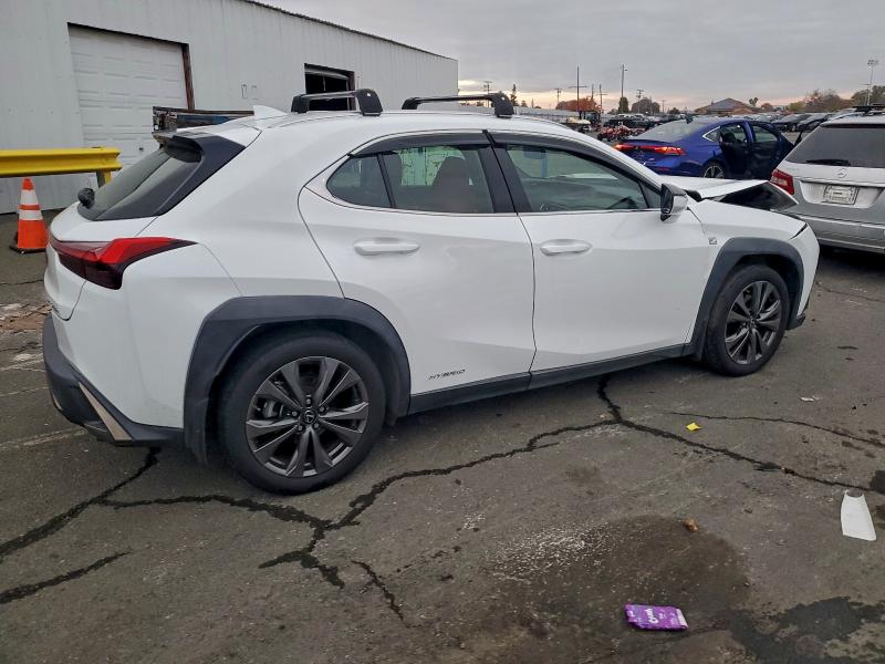Photo 3 from auction – 2019 LEXUS UX 250H with VIN JTHU9JBH5K2015745