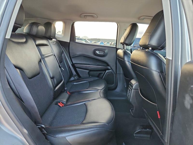 Photo 10 from auction – 2019 JEEP COMPASS TR with VIN 3C4NJDDB8KT702837