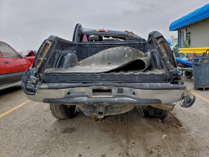 Photo 6 from auction – 2004 CHEVROLET SILVERADO with VIN 1GCHK23174F142703