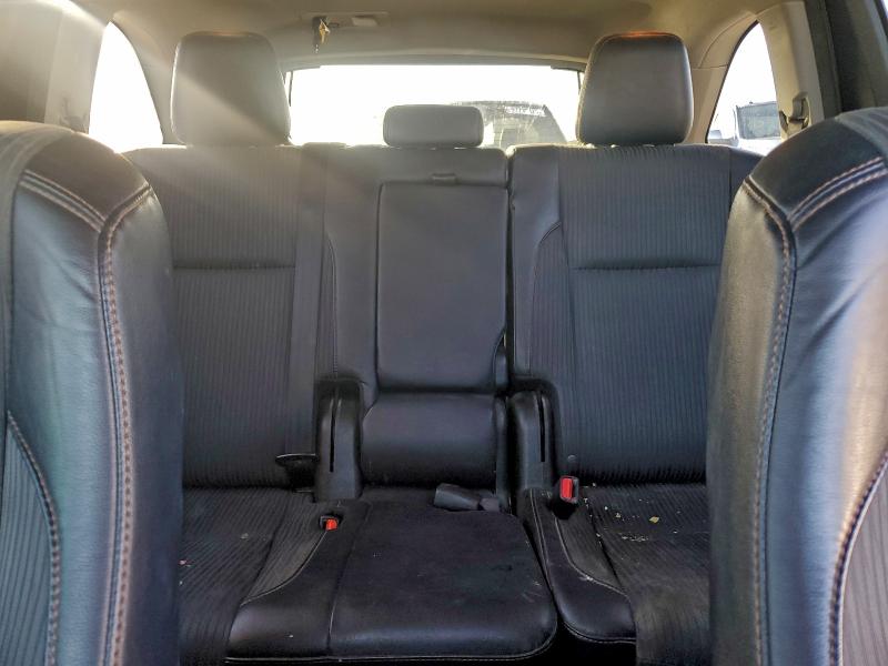 Photo 10 from auction – 2016 TOYOTA HIGHLANDER with VIN 5TDZKRFH3GS187115