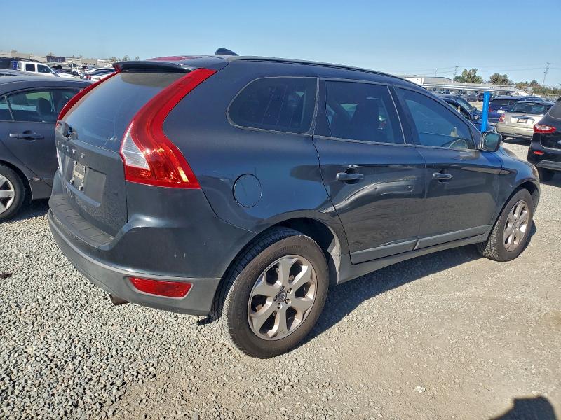 Photo 3 from auction – 2013 VOLVO XC60 with VIN YV4940DL2D2414520