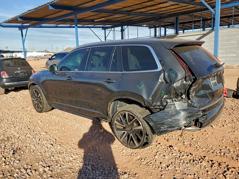 Photo 2 from auction – 2022 VOLVO XC90 T6 MO with VIN YV4A221K1N1809273