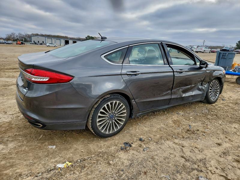 Photo 3 from auction – 2017 FORD FUSION SE with VIN 3FA6P0H96HR130410