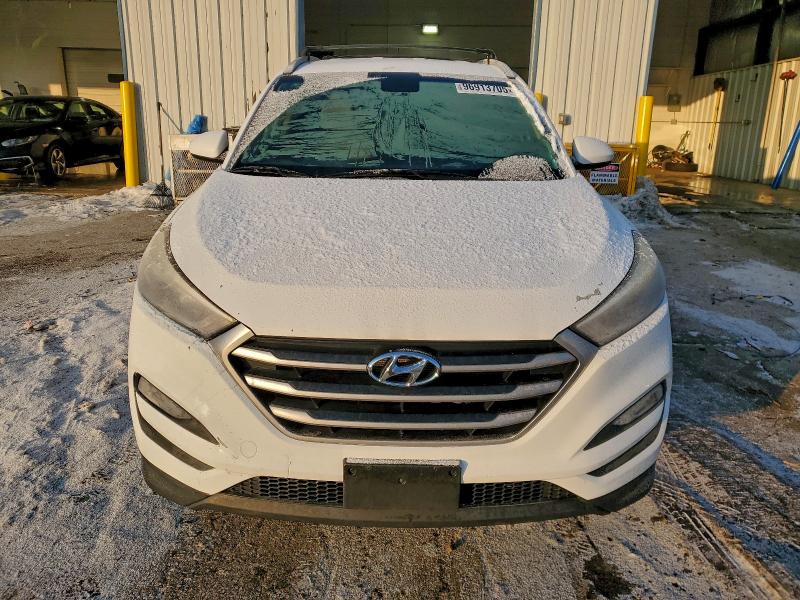 Photo 5 from auction – 2017 HYUNDAI TUCSON LIM with VIN KM8J3CA4XHU394346