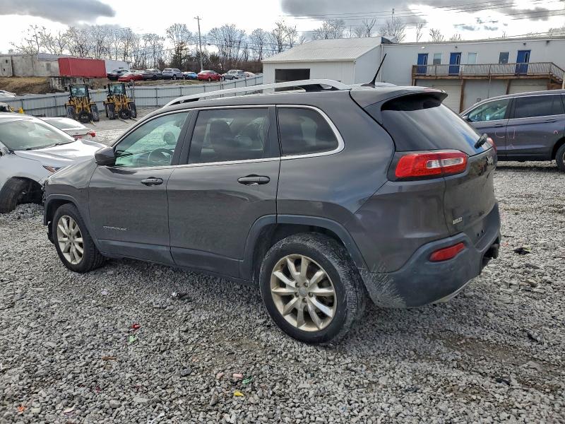 Photo 2 from auction – 2015 JEEP CHEROKEE L with VIN 1C4PJLDS5FW560675