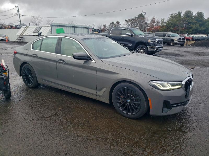 Photo 4 from auction – 2021 BMW 530 XI with VIN WBA13BJ02MWX09390