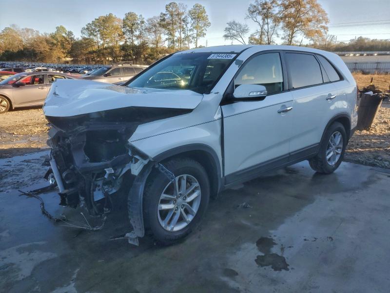 KIA SORENTO 2015 with VIN 5XYKT3A67FG614955 - Photo from auction