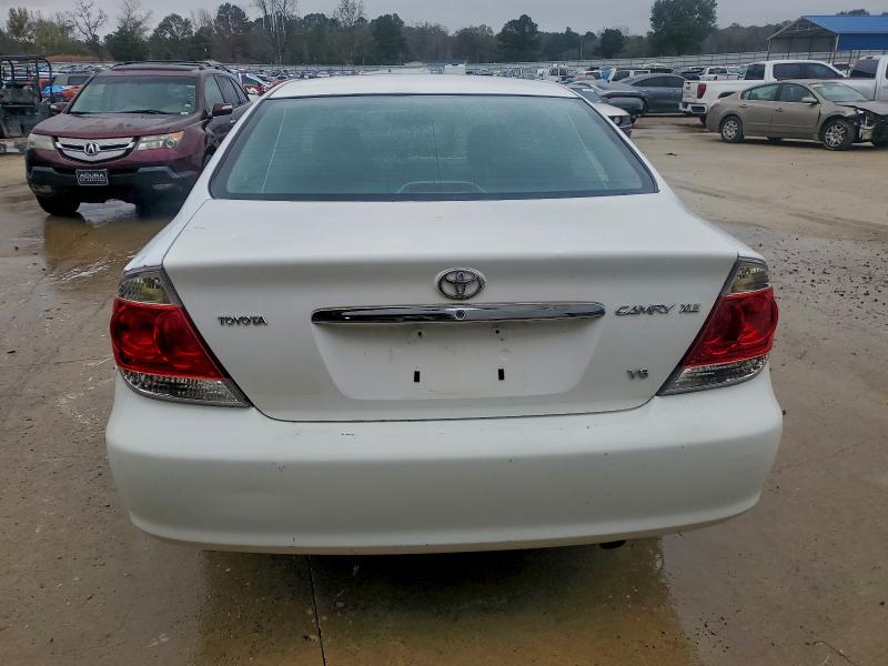 Photo 6 from auction – 2005 TOYOTA CAMRY LE with VIN JTDBF32KX50165830